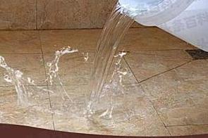 嫩江漏水维修 免砸砖防水材料该如何施工